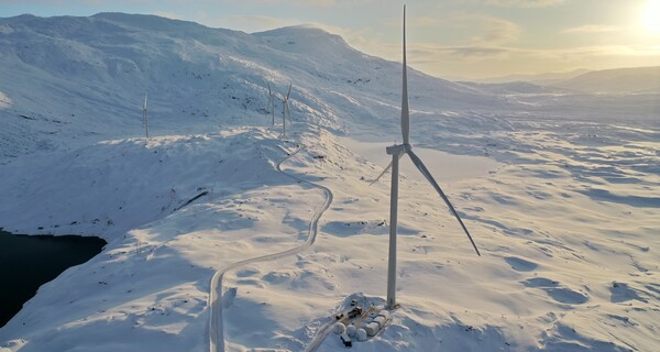 Sørfjord vindpark i snø